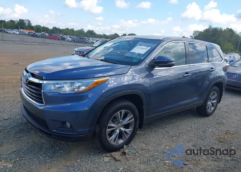 2015 Toyota Highlander Le Plus V6 from USA, damaged, VIN 5TDBKRFH3FS190970